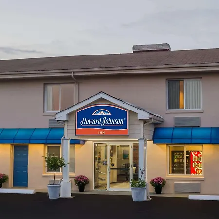 Howard Johnson By Wyndham Springfield-3