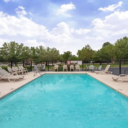 Baymont By Wyndham Florence/Muscle Shoals-3