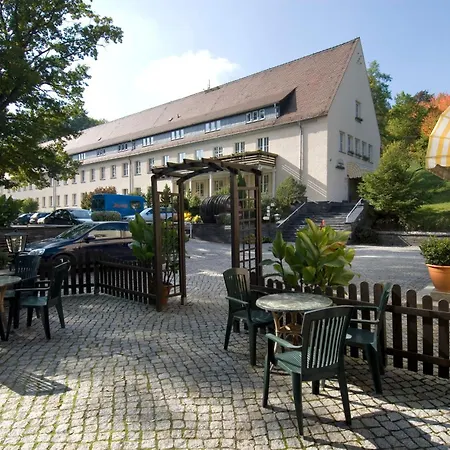 Land- und Golfhotel Alte Fliegerschule-3