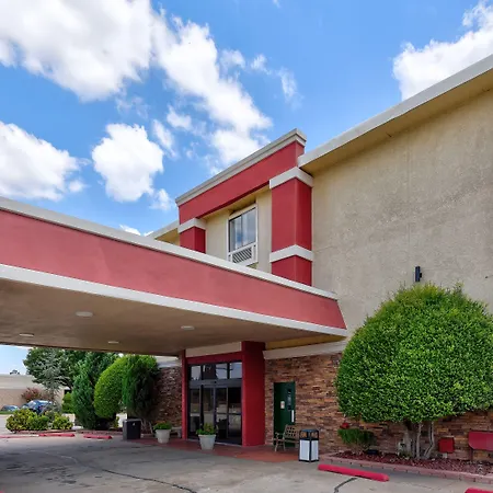 Ramada By Wyndham Oklahoma City Airport North-2