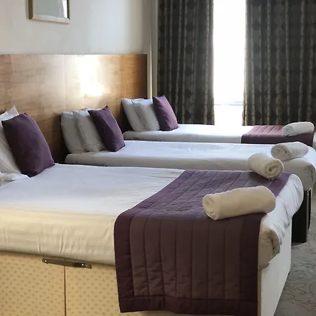 Cairn Hotel & Apartments-2