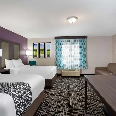 La Quinta Inn By Wyndham Roanoke Salem-3