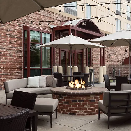 Courtyard By Marriott Denver Airport-3