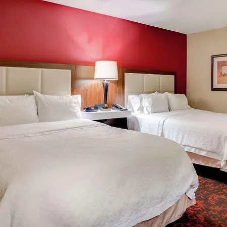 Hampton Inn St. Joseph-3