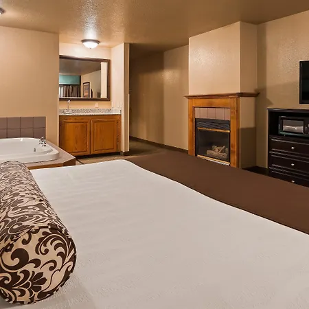 Best Western Plus Bayshore Inn-3
