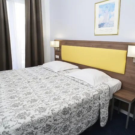 Hotel Ambassadeur-2