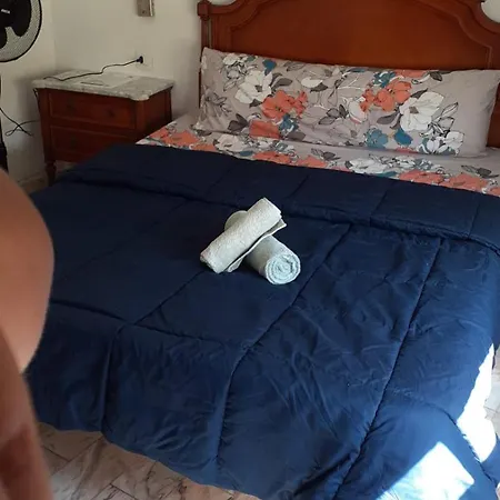Habitacion En Piso Compartido No Alojamiento Turistico-2