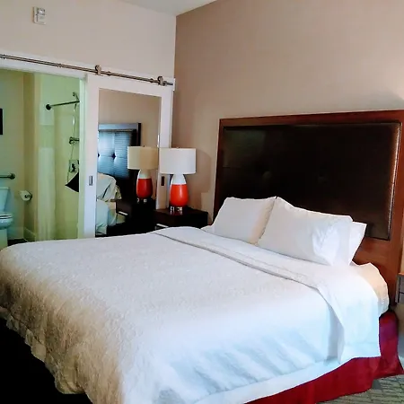 Hampton Inn Taos-3