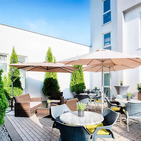 ACHAT Hotel Hockenheim-2