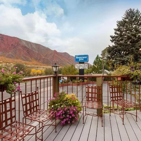 Rodeway Inn-2