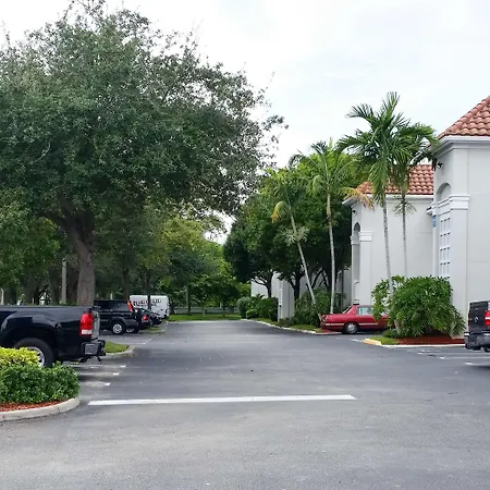 Studio 6 Extended Stay - West Palm Beach, Fl-3