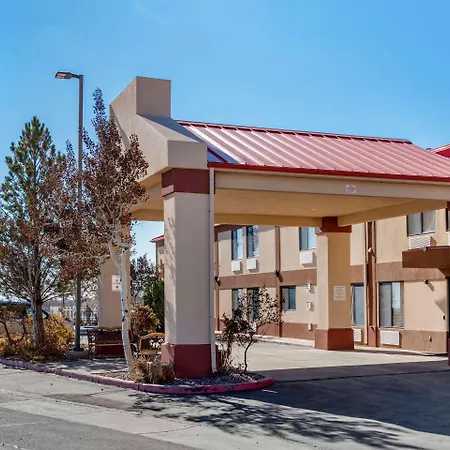Econo Lodge Pueblo North-3