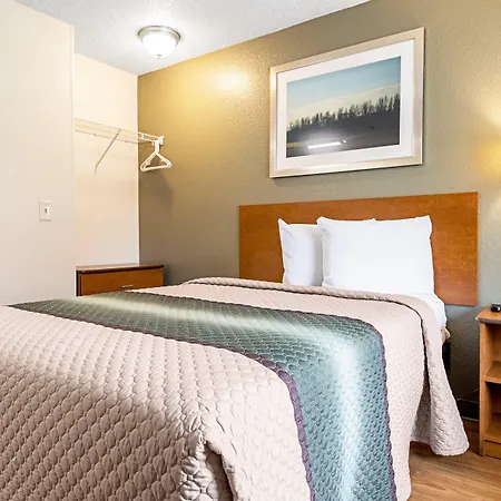 Hometowne Studios By Red Roof Tacoma - Puyallup-2