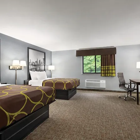 Super 8 By Wyndham Grove City-2