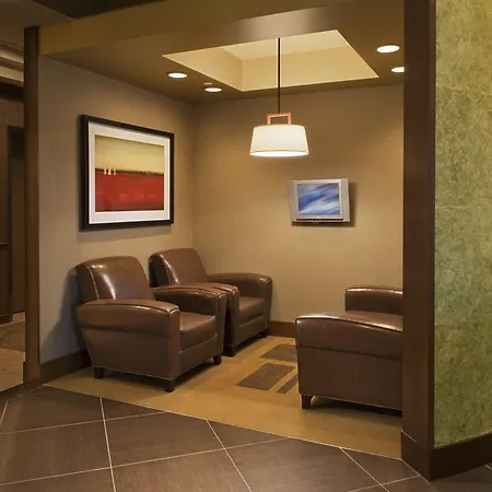 Hyatt Place Indianapolis Airport-2