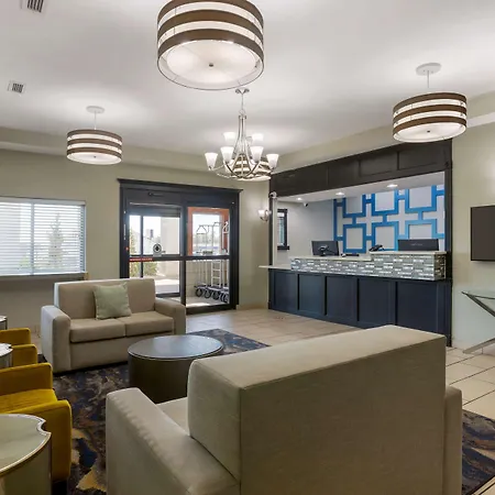 Best Western Plus Searcy Inn-3