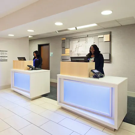 Holiday Inn Express & Suites Oakland - Airport By Ihg-2