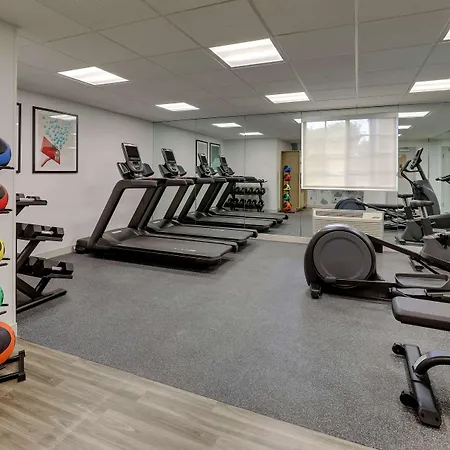 Sonesta Simply Suites Miami Airport Doral-3