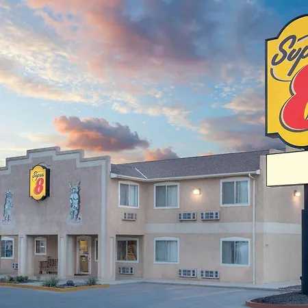 Super 8 By Wyndham Bloomfield-3