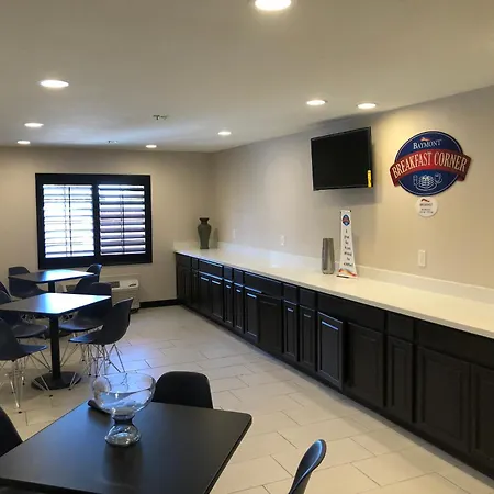 Baymont By Wyndham Phoenix I-10 Near 51St Ave-3