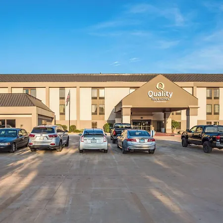 Quality Inn & Suites Quincy - Downtown-3