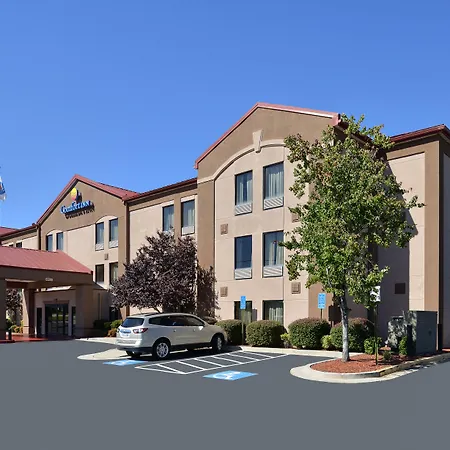 Comfort Inn & Suites At Stone Mountain-3