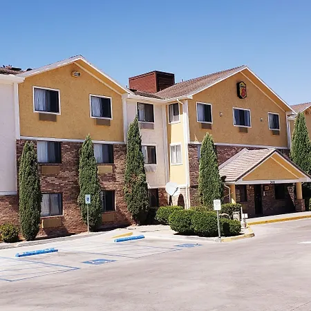 Super 8 By Wyndham Kingman-3