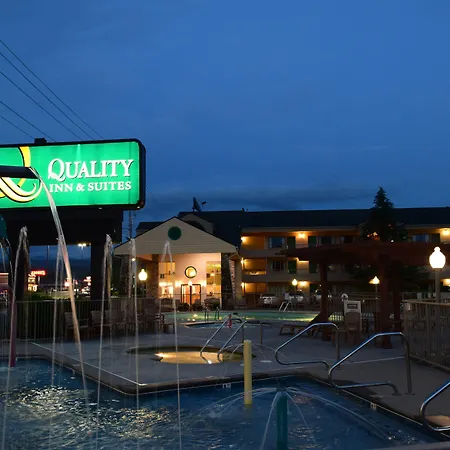 Quality Inn & Suites At Dollywood Lane-2