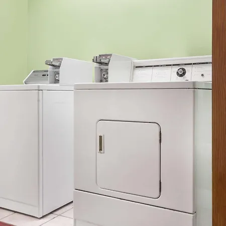 Baymont Inn & Suites By Wyndham Huber Heights Dayton Northeast-2