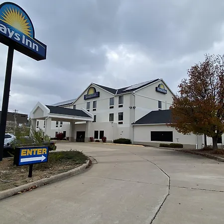 Days Inn By Wyndham Jefferson City-3