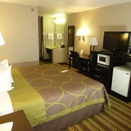 Super 8 By Wyndham Rock Springs-2