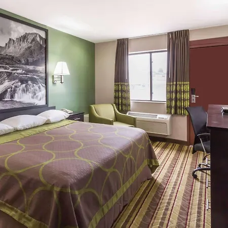 Super 8 By Wyndham Rock Springs-3