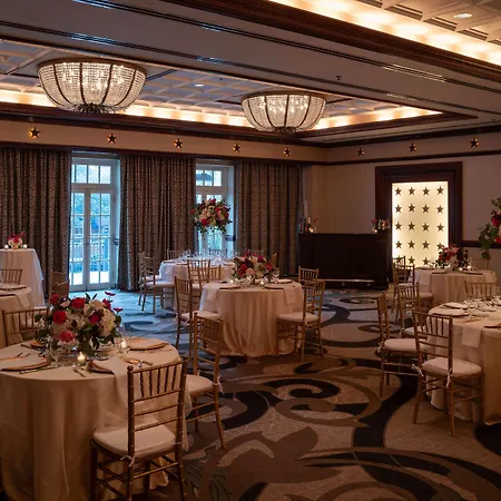 The Royal Sonesta Stephen F Austin Hotel-3
