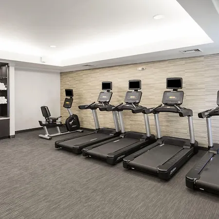 Courtyard By Marriott Rocky Mount-3