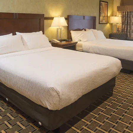 Holiday Inn Express Hotel & Suites Youngstown North-Warren/Niles By Ihg-2