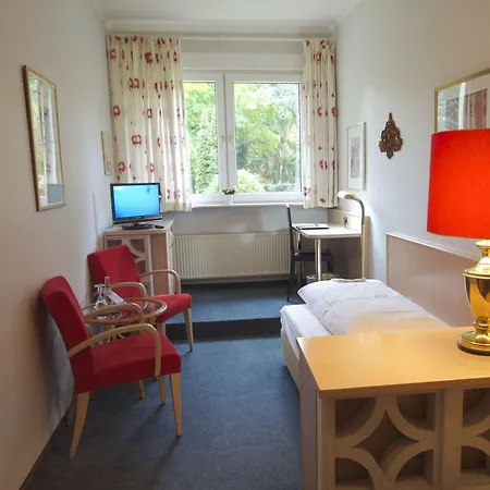 Hotel Am Hohenzollernplatz-3