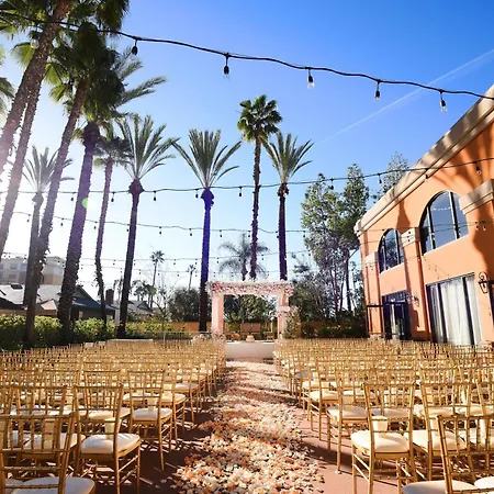Delta Hotels By Marriott Anaheim Garden Grove-2