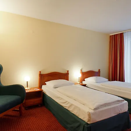 AZIMUT Hotel Nuremberg-3