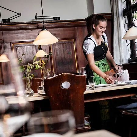 Romantik Hotel Zur Schwane-3