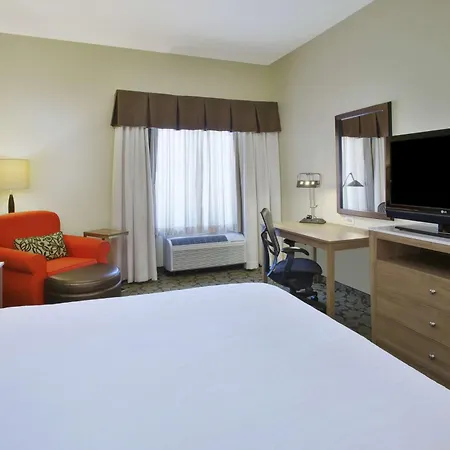 Hilton Garden Inn Wichita-2