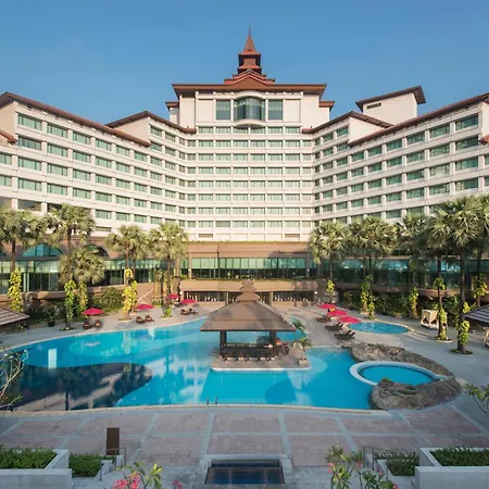 Sedona Hotel Yangon-2