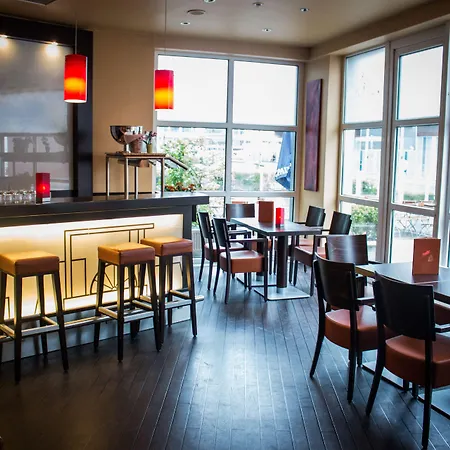 Ramada By Wyndham Bottrop City-2