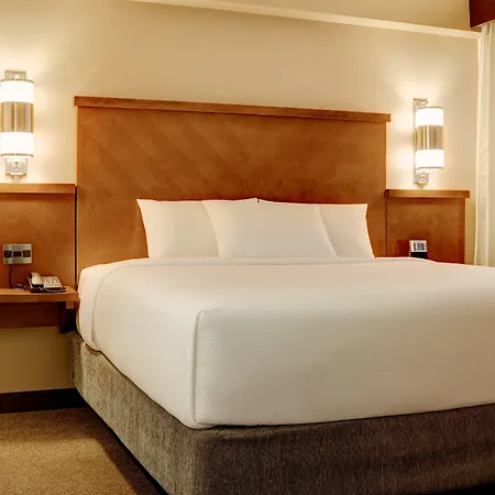 Hyatt Place Charlotte Airport/Lake Pointe-3