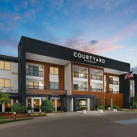 Courtyard By Marriott Dallas Lewisville-2