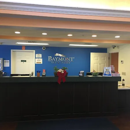 Baymont By Wyndham Lakeland-3