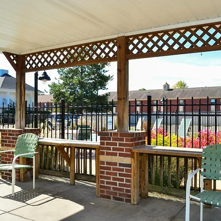 Intown Suites Extended Stay Decatur Al-3