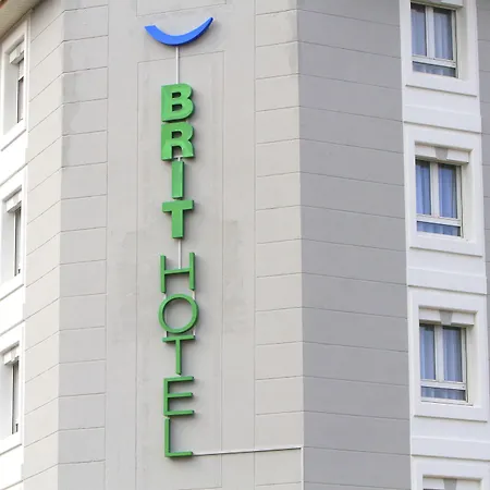 Brit Hotel Calais-2
