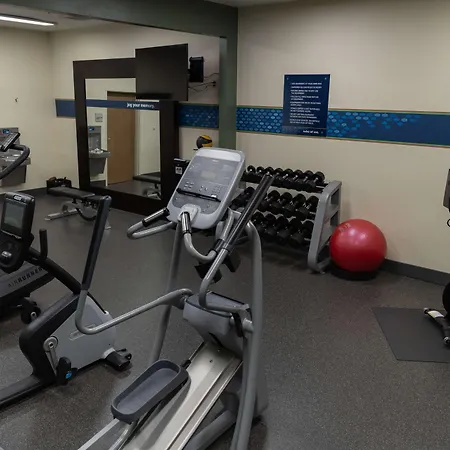Hampton Inn & Suites Scottsbluff-2