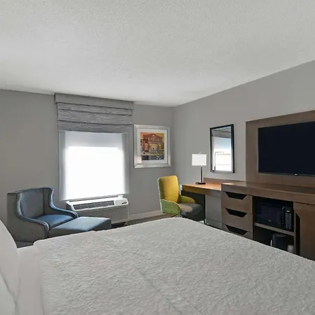 Hampton Inn Gallatin-3