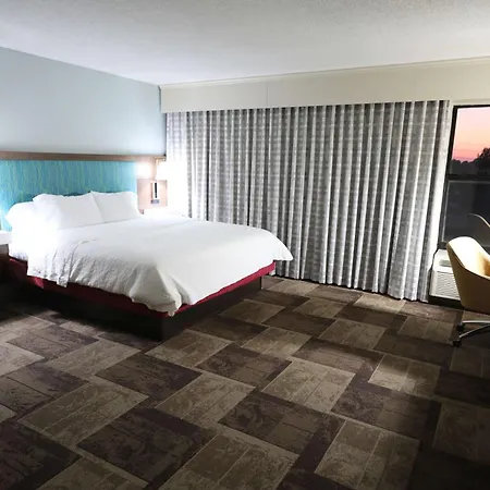 Hampton Inn Hutchinson-2